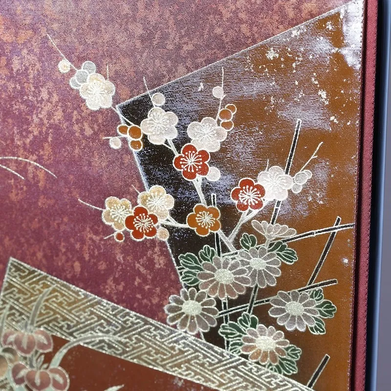 Fukuro obi　used (formal sash), lacquer and gold leaf, plum blossoms, chrysanthemums, cherry blossoms, seigaiha (wave pattern), flower cart, rust-red, tataki (stamped) finish, taiko (drum-shaped) pattern, P