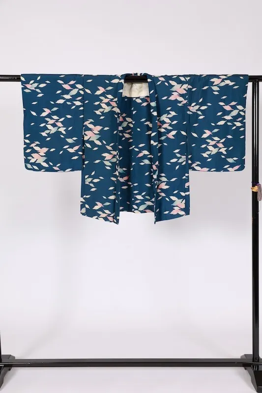 Japan used Haori – Blue, White, Pink – Leaf Pattern – G100