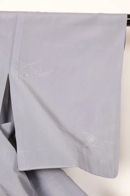 Komon (used kimono), Nishijin weave, Monsha fabric, gray, dewdrop pattern, R20