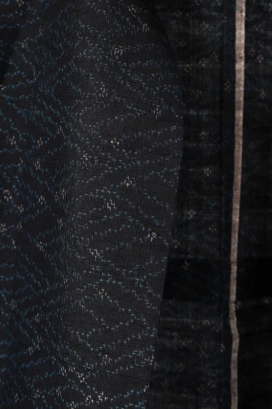 Tsumugi Silk(Japan Pre-loved kimono): Shades of Indigo and White (A075)
