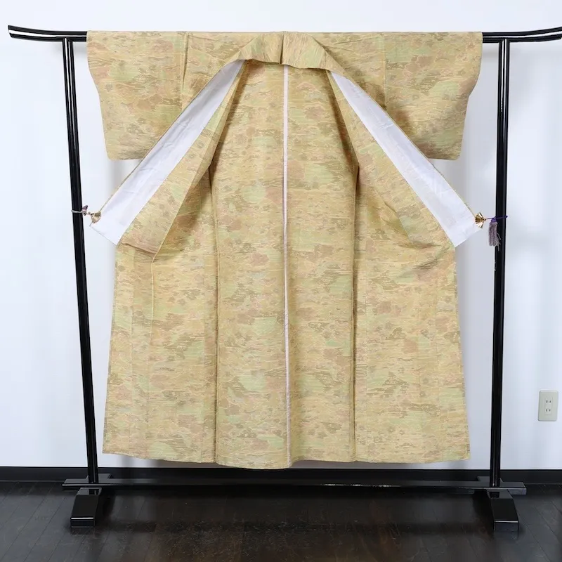 Japan used Vintage kimono(Tsumugi silk）, A4
