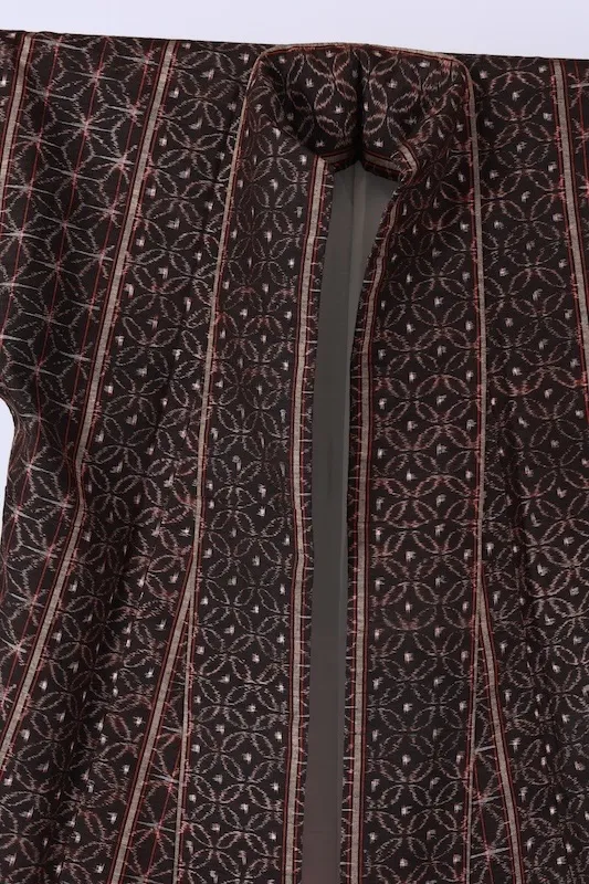 Japan used kimono – Black, Red, Brown – Shippo (Seven Treasures), Hemp Leaf, and Stripe Patterns – K326