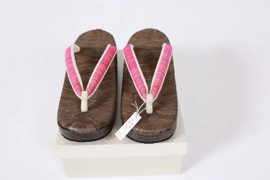 Brand New Geta Sandals – "Karasu-maki"  Style – Made in Japan – Horsehair Thong – AS27