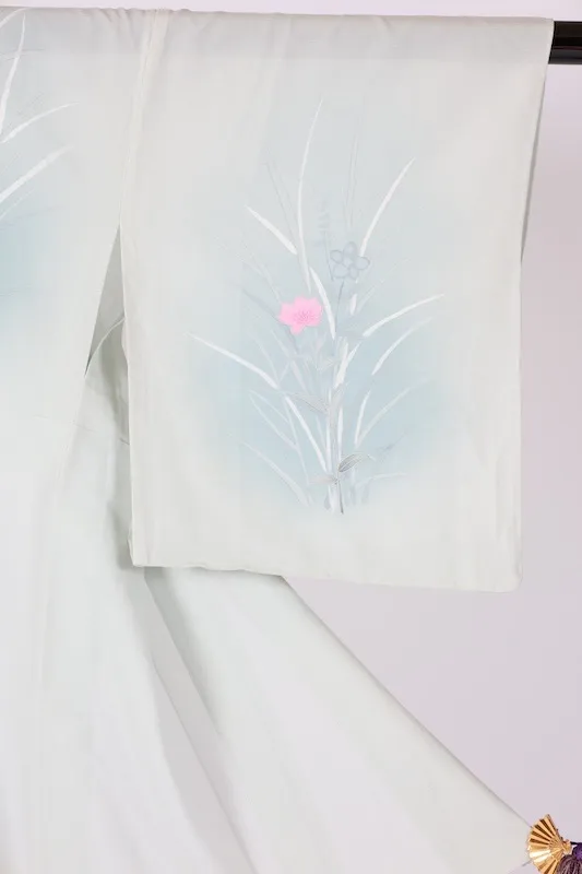 Summer formal kimono used (houmongi), ro silk, white-green, gray, white, coral, blue, floral pattern, L61