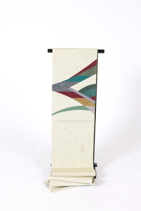 Brand new, unused obi (sash) by Rokutani Baiken. Colors: White, light green, purple, green, reddish-brown, ochre, chrysanthemum, turtle, pine. Size L27.