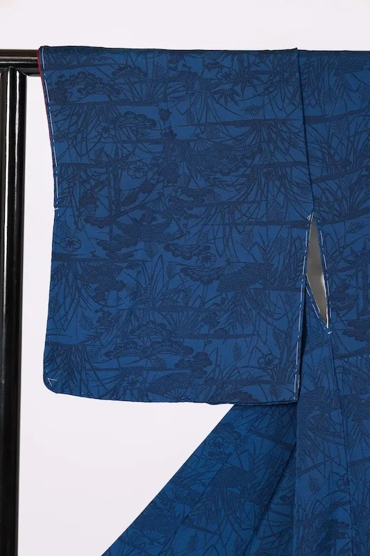 Komon(kimono), brand new and unused. Indigo shades. Features hand-dyed pine, bamboo, plum blossoms, fans, and wave patterns. B1478