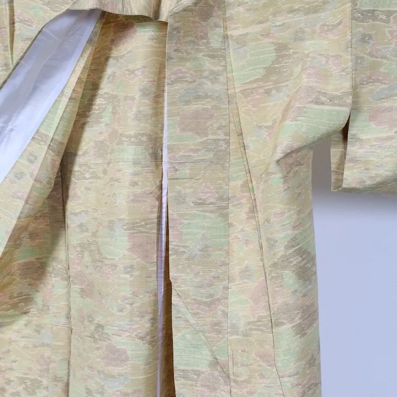 Japan used Vintage kimono(Tsumugi silk）, A4