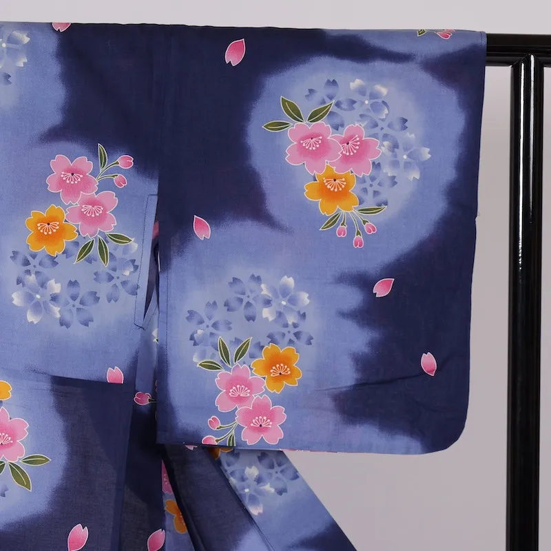 Yukata used (summer kimono) - Navy blue with cherry blossom pattern / A23
