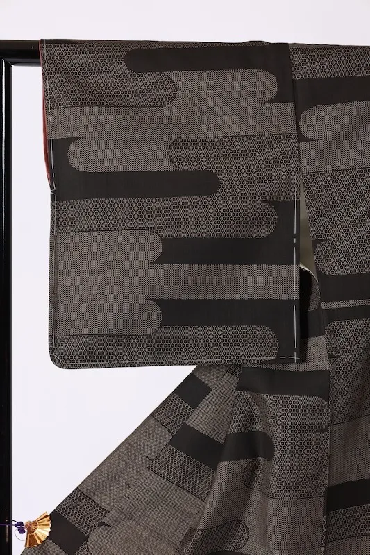 Authentic Oshima Tsumugi（Japan kimono) – Brand New & Unused – Black & Brown – 5-Maruki K308