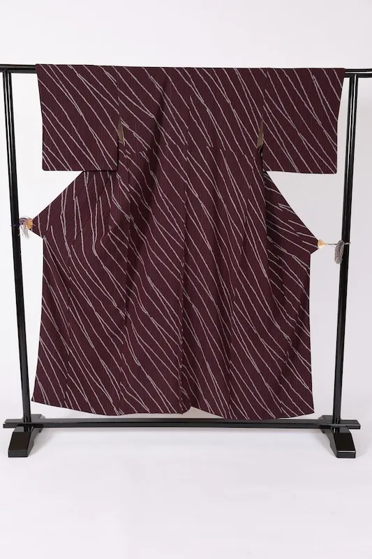 Komon (used kimono) - Purple, White, Red, Arabesque, Shibori (tie-dye) pattern, Stripes - B1433