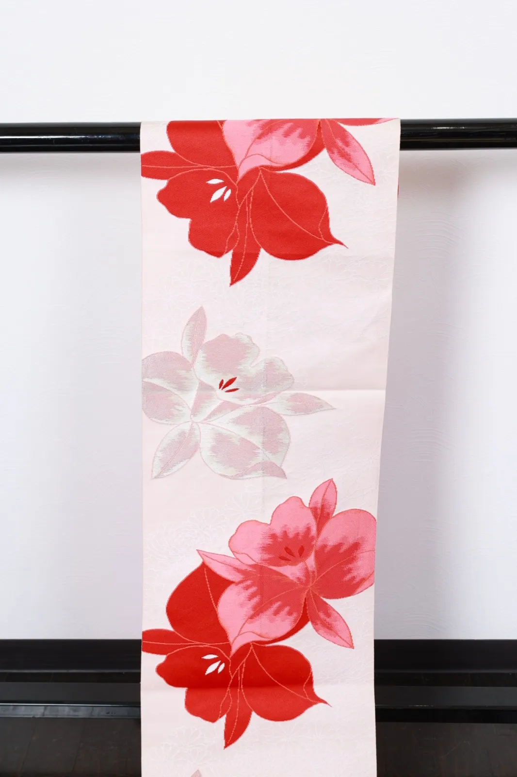 Nagoya Obi(used sash) – Off-white, Red, Silver – Orchids, Chrysanthemums – R116