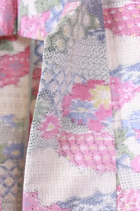 Tsumugi(used kimono)White, Light Blue, Pink, Green, Black, Blue; Kasuri ; Hand-woven; R35