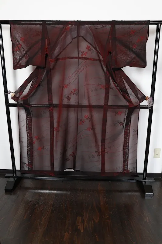 Summer Komon (used kimono fabric), Nishijin weave, black and red, floral and dewdrop pattern, R24