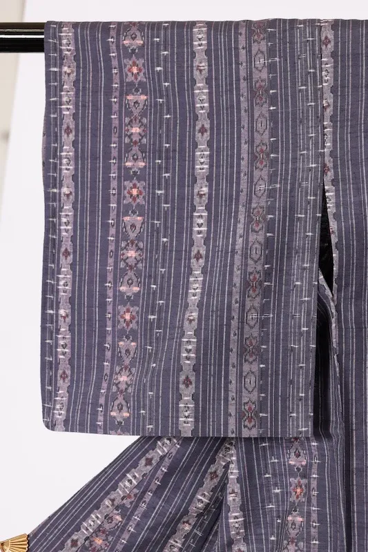 Akagi Tsumugi(Japan Pre-loved kimono) Shades of Purple, White, and Brown (A089)