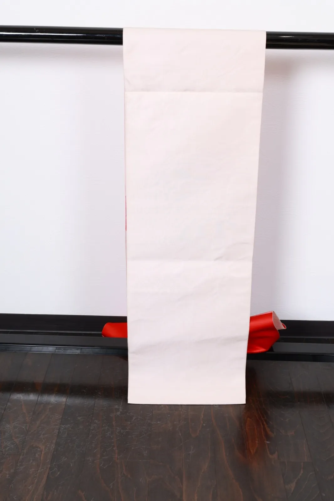 Nagoya Obi(used sash) – Off-white, Red, Silver – Orchids, Chrysanthemums – R116