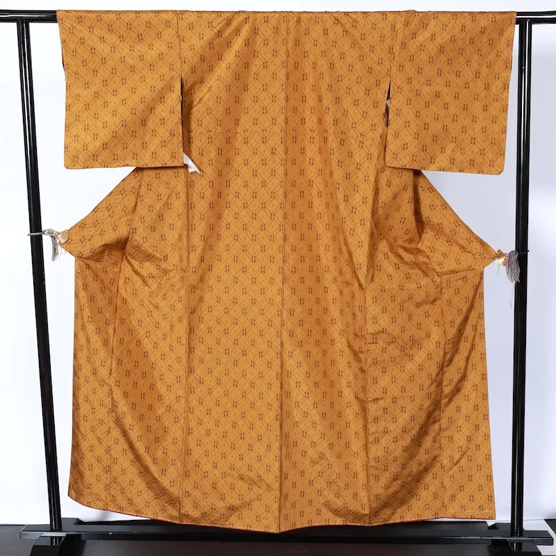 Ryukyu Tsumugi(Japan used kimono) – Yellow, Brown, Red – Kasuri Pattern – K132