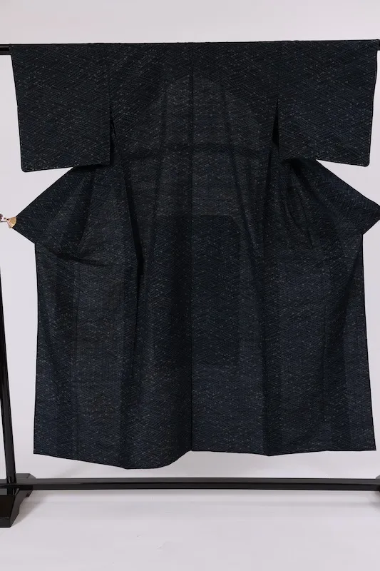 Tsumugi Silk(Japan Pre-loved kimono): Shades of Indigo and White (A075)