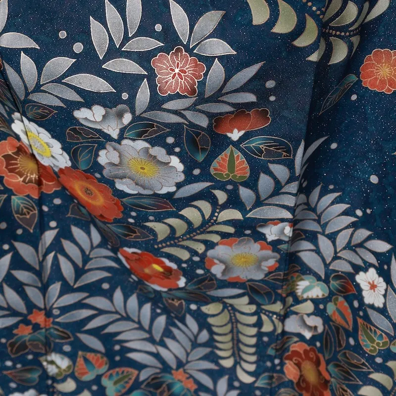 Visiting kimono used, Tsujigahana pattern, indigo, blue-gray, green, brown, gold, silver threads, K114