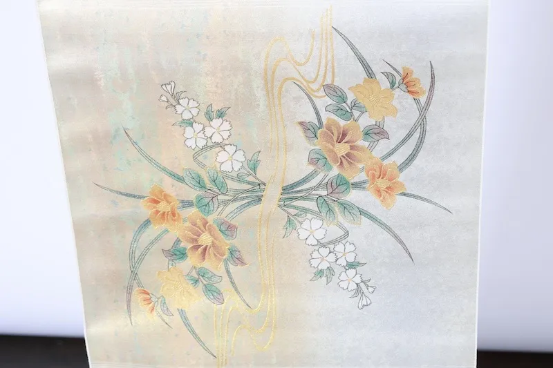 Nagoya Obi fabric – Brand New, Untailored – Silver, Gold – Mother-of-Pearl Inlay (Raden) – Gold/Silver –  A406