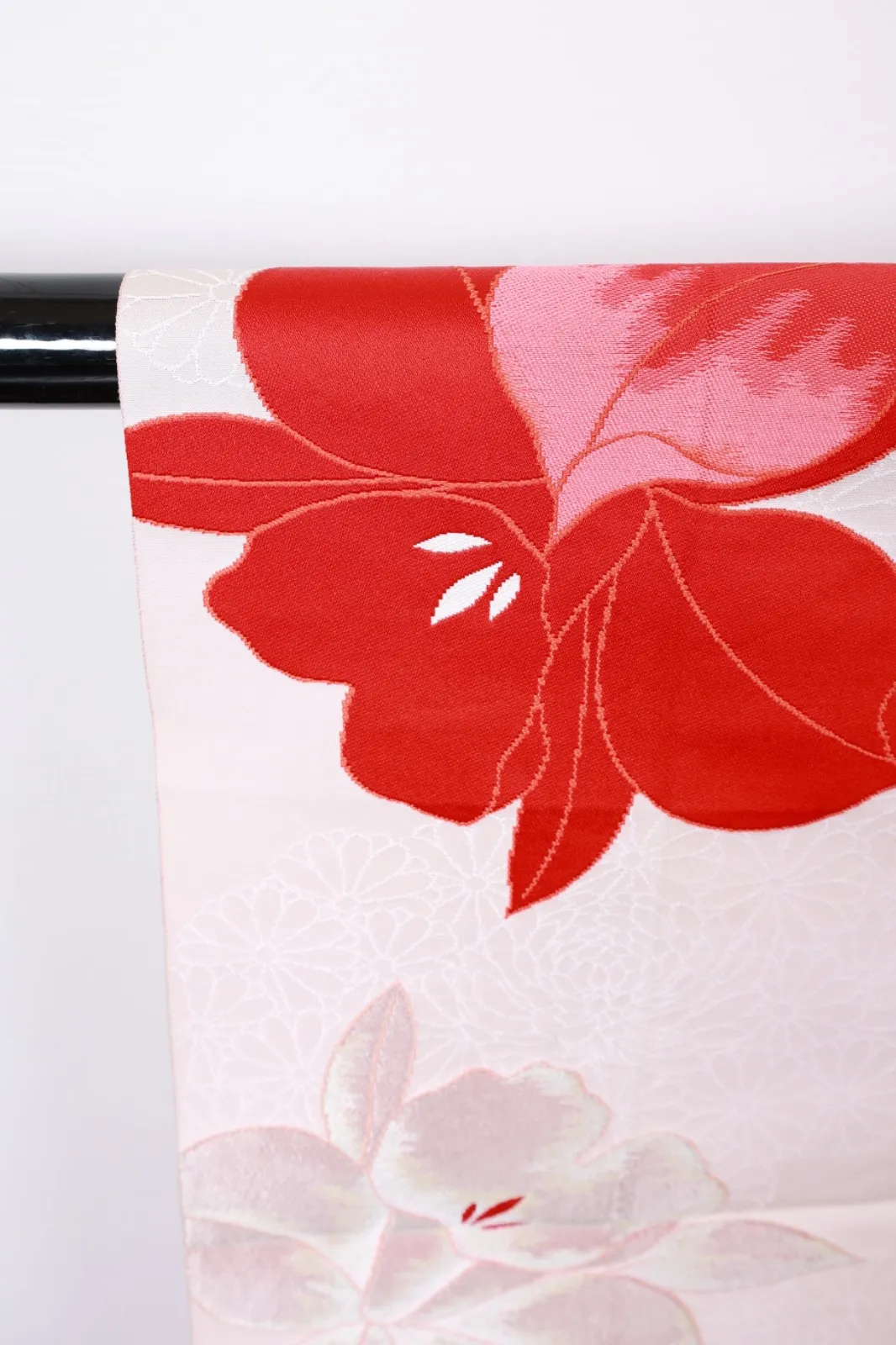 Nagoya Obi(used sash) – Off-white, Red, Silver – Orchids, Chrysanthemums – R116