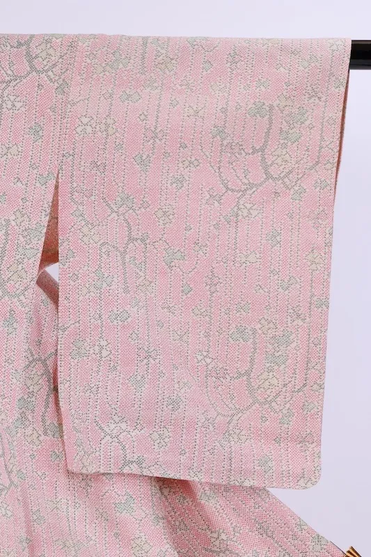 Shiozawa Tsumugi(Japan Pre-loved kimono) – Red, Gray, Yellow, Green(A088)