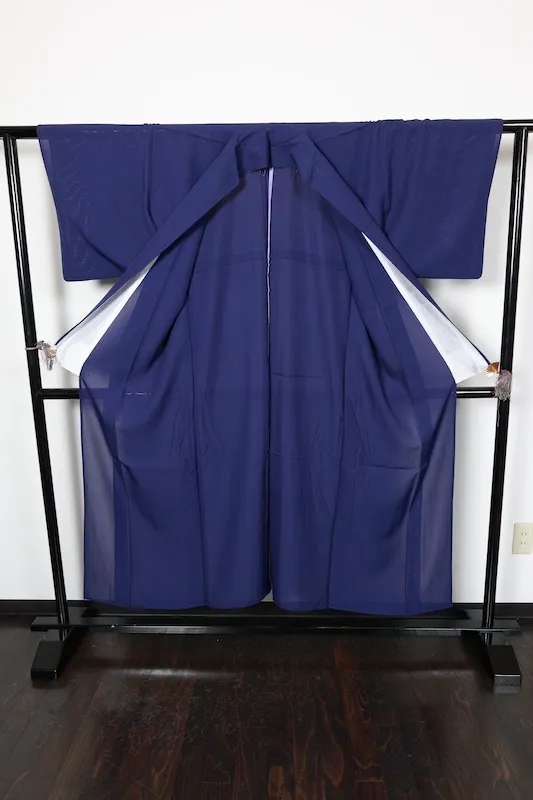 Summer used kimono, navy blue, single crest (Gosan no Kiri), R10