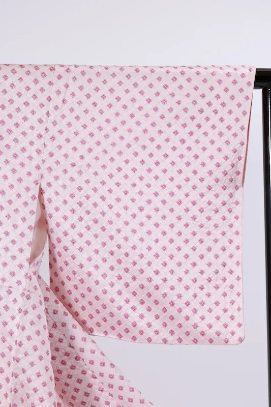 Japan Pre-loved Kimono – Hikita Shibori, Diamond Pattern, Pale Pink & Purple (A085)