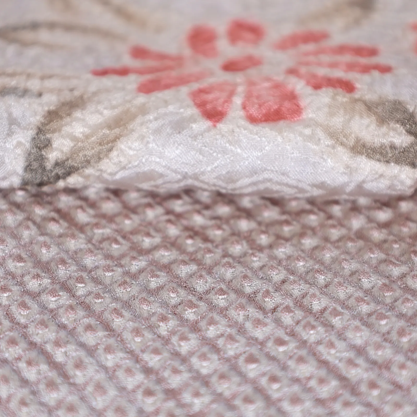 Brand new, unsewn *haori*  all-over *shibori* (tie-dye) in *hikitta* style; light brown with floral design / B006