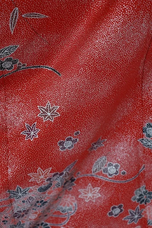 Furisode (long-sleeved kimono used) - Red, Gold, Purple, Brown - Brocade fabric - Butterfly and flower pattern A038