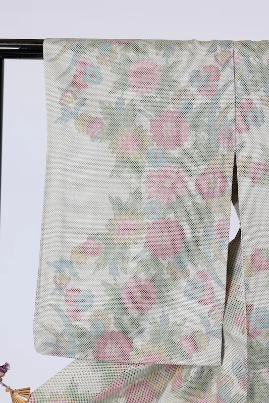 Omeshi Silk (Japan Pre-loved kimono)– Floral Pattern – White, Green, Yellow, Blue, Pink (A074)