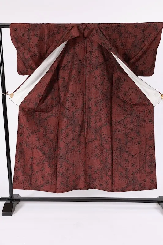 Tsumugi Silk(Japan Pre-loved kimono)  Rust-Red & Black – Hand-Woven – A087