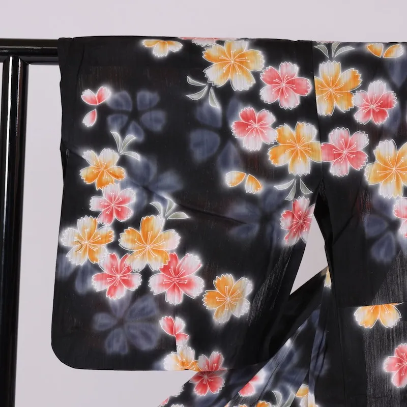 Yukata used (Japanese summer kimono) - Black with cherry blossom pattern / A101
