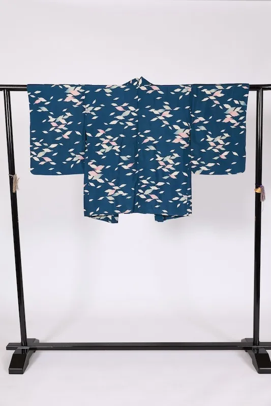 Japan used Haori – Blue, White, Pink – Leaf Pattern – G100