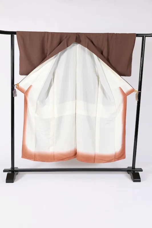 Tsukesage(Japan kimono) – Brand new and unused – Brown, gold, and oxidized silver –K294