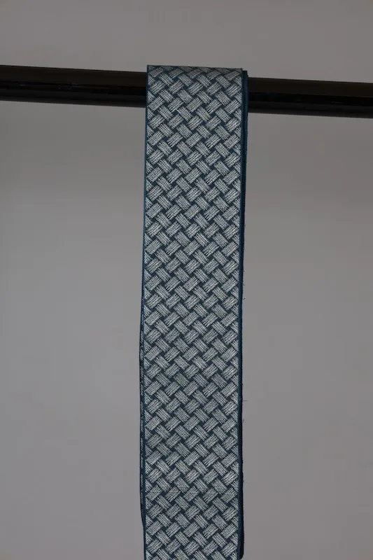 Men's Yukata Obi used (Sash) - Hakata Weave - Indigo and Gray - Reversible - Front: Woven Pattern, Back: Single Stripe - L125