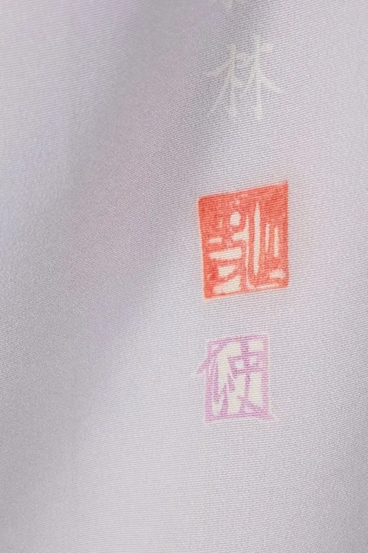 Japan used kimono ; Gray, Blue, and Indigo; Floral and Guilin Landscape Design; "Hidari-mitsudomoe" (Left-turning Triple Comma) Family Crests (Five); Artist-signed; B1404