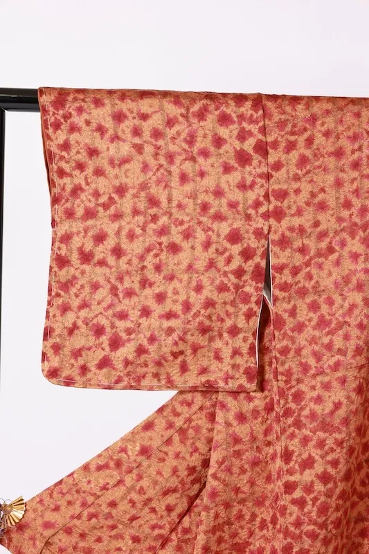 Komon (kimono), brand new, unused, in reddish-brown and mustard yellow, with a hat-shaped tie-dye pattern, B1385