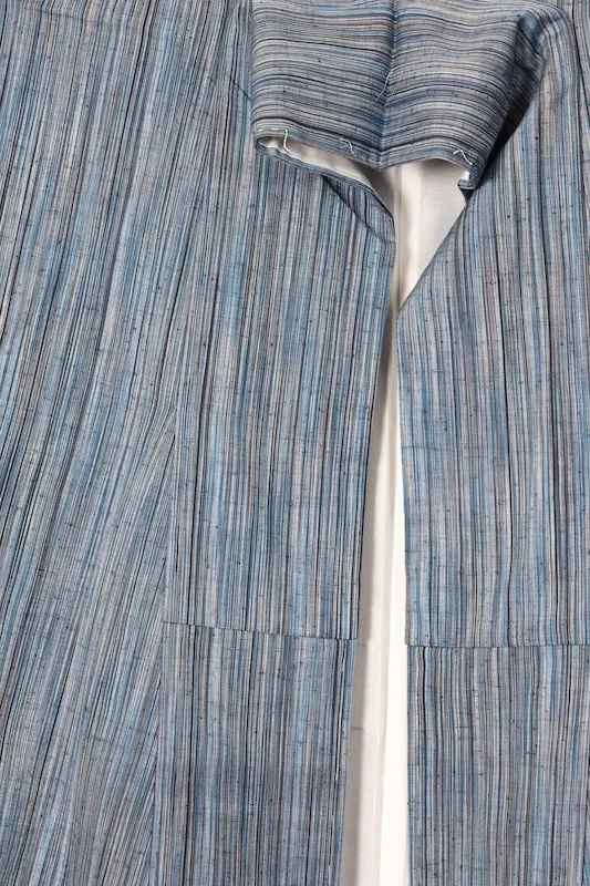 Tsumugi – Brand new and unused – Shades of indigo, black, and gray – Variant stripe pattern – Hand-woven – R151