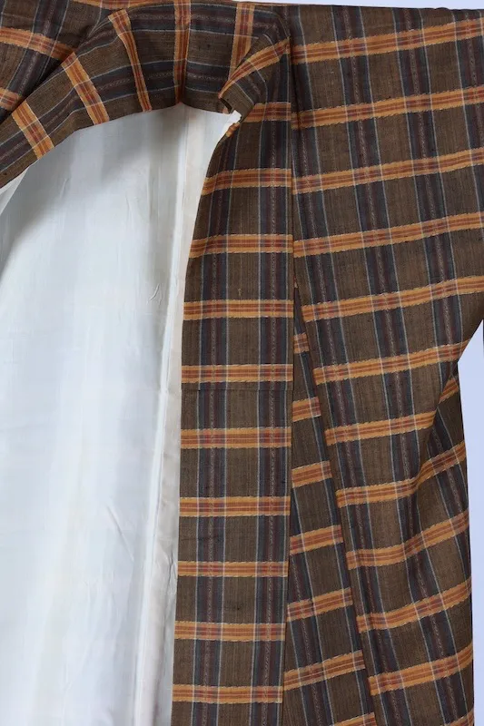 Tokamachi Tsumugi (Japan used kimono)– Shades of Brown – Lattice Pattern – K325
