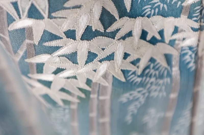 Visiting kimono used, off-white, gray, white, blue, green, silver, bamboo pattern, embroidery, B1426