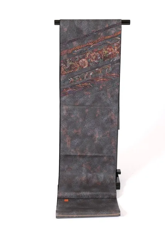 Brand new, unused obi (sash). Purple, gray, purple, green. Burnt foil, floral pattern, gold-embossed leather. L26