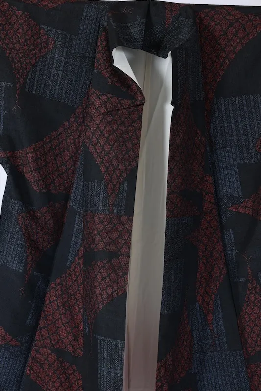 Japan used kimono– Black, Indigo, and Ebicha (Reddish-Brown) – 80-Kikko (Hexagonal) K305