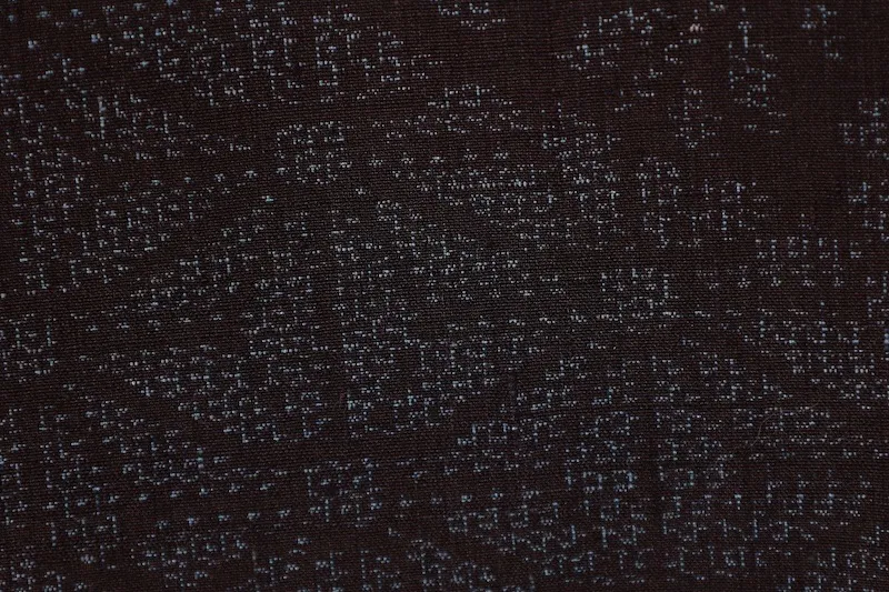 Silk textile Ishige Yuki Tsumugi Silk Fabric, Brand New, Indigo Shades, Hemp Leaf Pattern, Tortoise Shell Pattern, Flowers, Arabesque, Hundred Tortoise Shell Pattern, Handwoven, L144