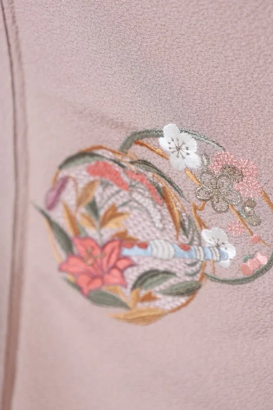 Japan used Kimono – Single Crest (Circle with Quince Blossom) – Light Brown, Green, Coral Vermilion, White, Brown– B1429