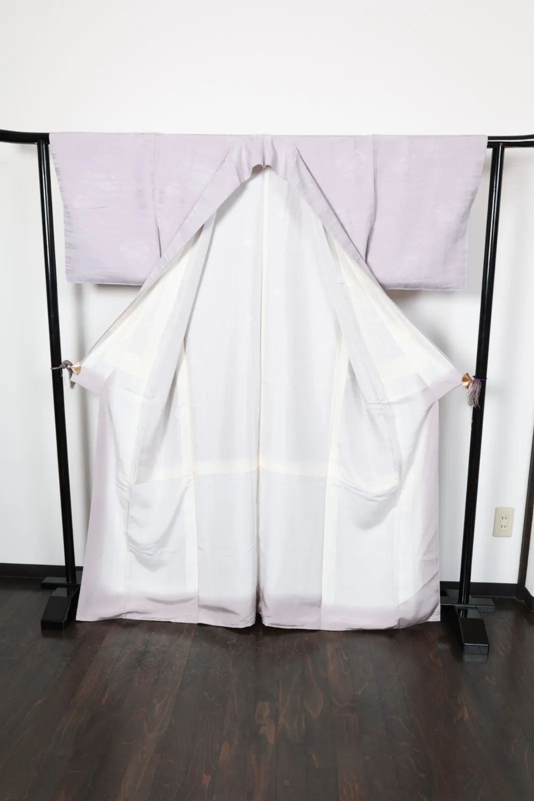Japan kimono, brand new, unused, grayish-purple, continuous pattern,  R93