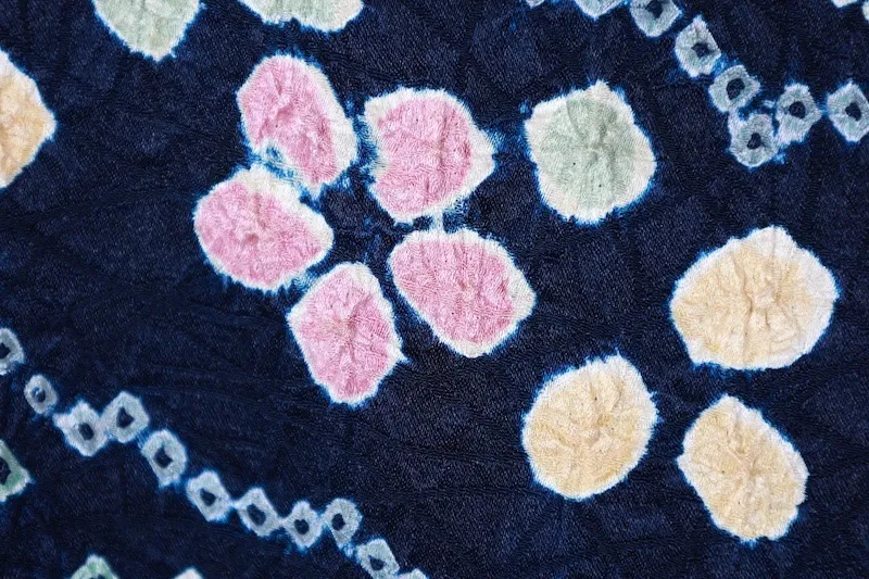 Komon (used kimono fabric) - Indigo, Gray, Off-white, Yellow, Cherry Blossom Pink, White - Hikida Shibori (tie-dyeing) - Hat Shibori (tie-dyeing) - B1435