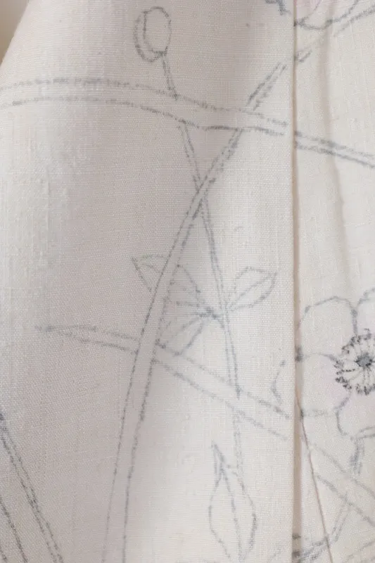 Silk pongee visiting kimono used, off-white, ink, light purple, light green, floral pattern, hand-painted, B1394