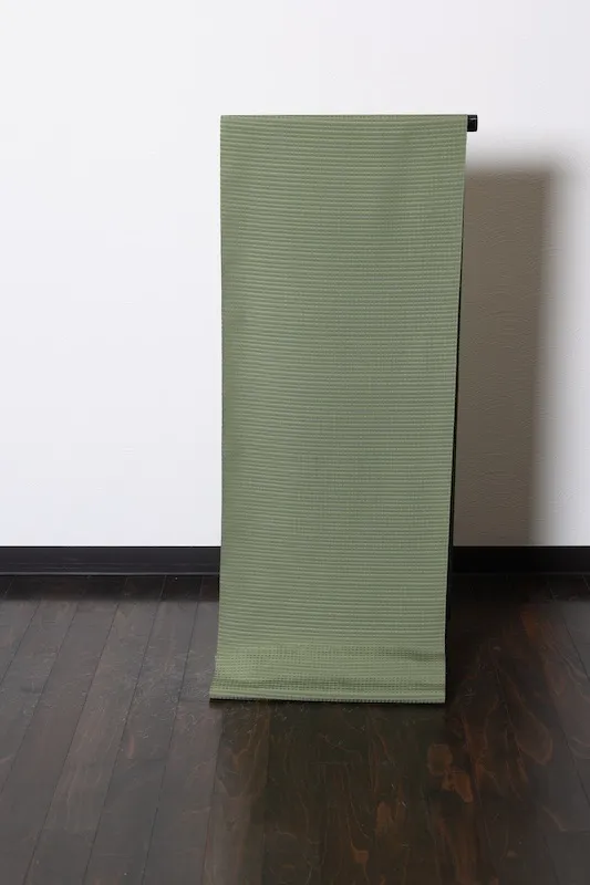 Japan kimono fabric – Brand New, Untailored – Green – Yoshino Lattice Pattern – Gold Silk – G80