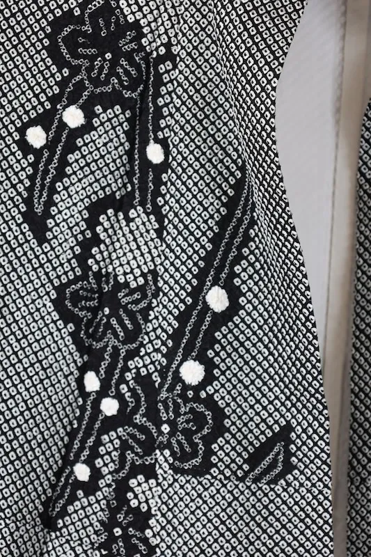 Formal kimono (Houmongi), brand new, unused, black and white, Shibori (tie-dye) pattern, floral design, B1428