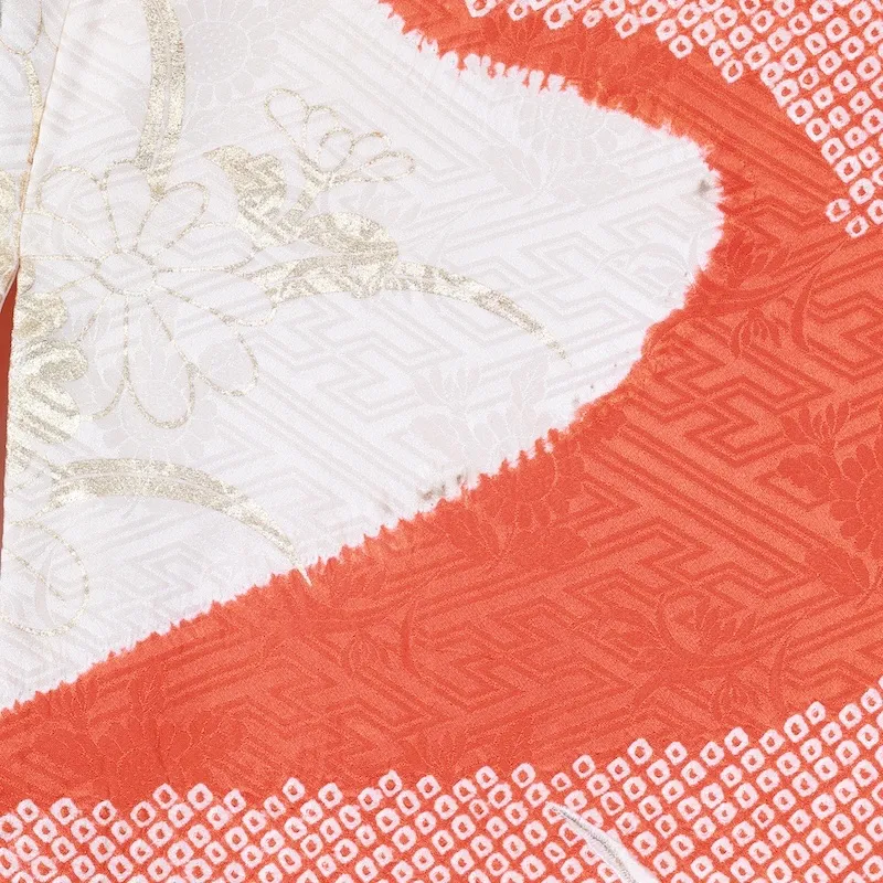 Furisode (long-sleeved kimono used) - White, Green, Red, Gold, Purple - Embroidery, Shibori (tie-dye) pattern, Brocade fabric - K99